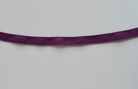 Bügelband  Farbrichtung rötlich lila dunkel 10mm 