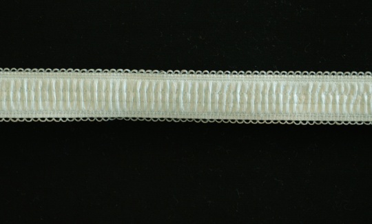 Trägerband Farbrichtung eisgrün gerafft mit kleinen Bögen 16-18mm 