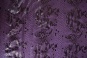 Mikrofaserdruck  Farbrichtung maulbeerelila /schwarz Schlangenmuster glanz 